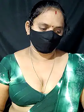 Snapshot of vintage-vibs chatting on 03-01-25, 05:49 vintage-vibs online show from 03-01-25, 05:49