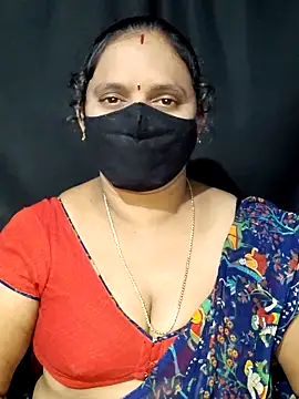 Snapshot of vintage-vibs chatting on 03-07-25, 05:49 vintage-vibs online show from 03-07-25, 05:49