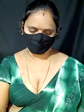 Snapshot of vintage-vibs chatting on 03-12-25, 05:46 vintage-vibs online show from 03-12-25, 05:46