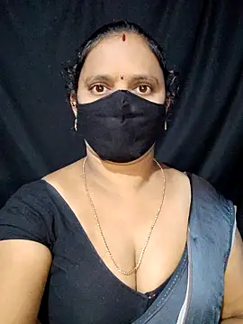 Snapshot of vintage-vibs chatting on 03-20-25, 05:36 vintage-vibs online show from 03-20-25, 05:36