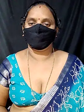 Snapshot of vintage-vibs chatting on 09-18-25, 06:04 vintage-vibs online show from 09-18-25, 06:04