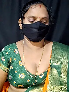 Snapshot of vintage-vibs chatting on 09-24-25, 05:49 vintage-vibs online show from 09-24-25, 05:49