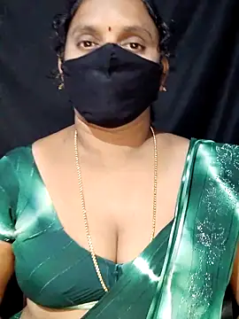 Snapshot of vintage-vibs chatting on 09-28-25, 05:51 vintage-vibs online show from 09-28-25, 05:51