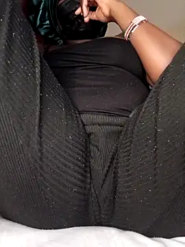 Lucyy1 online show from 02-14-25, 08:48