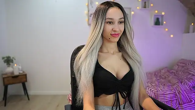 Amai  Liu online show from 03-04-25, 07:11