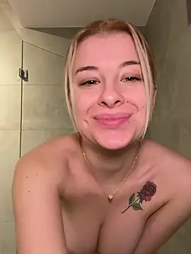 Mia-Minou online show from 01-16-25, 10:32