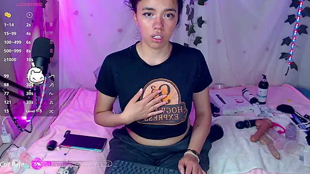 Snapshot of sophie_north chatting on 03-15-25, 05:04 sophie north online show from 03-15-25, 05:04