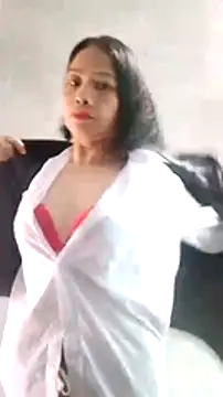 Snapshot of Aninyin22 chatting on 01-16-25, 01:48 Aninyin22 online show from 01-16-25, 01:48