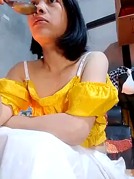 Snapshot of Aninyin22 chatting on 02-03-25, 11:26 Aninyin22 online show from 02-03-25, 11:26