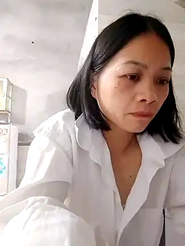 Snapshot of Aninyin22 chatting on 02-12-25, 02:14 Aninyin22 online show from 02-12-25, 02:14