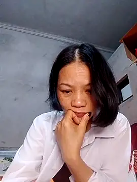 Snapshot of Aninyin22 chatting on 02-28-25, 11:12 Aninyin22 online show from 02-28-25, 11:12