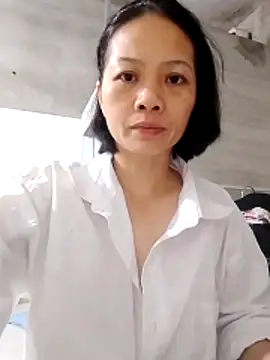 Snapshot of Aninyin22 chatting on 10-23-25, 11:46 Aninyin22 online show from 10-23-25, 11:46