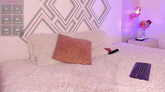  CurlyGirl  online show from 03-21-25, 02:50