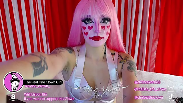 Snapshot of Eloise-brown chatting on 06-13-26, 08:51 Eloise-brown online show from 06-13-26, 08:51