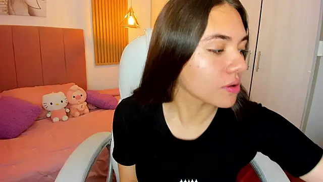 mia nevaeh online show from 01-07-25, 11:24