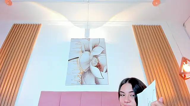 mia nevaeh online show from 02-05-25, 12:10