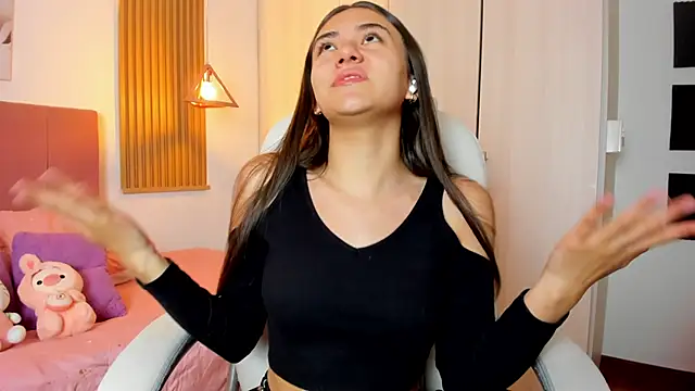 mia nevaeh online show from 02-06-25, 09:17