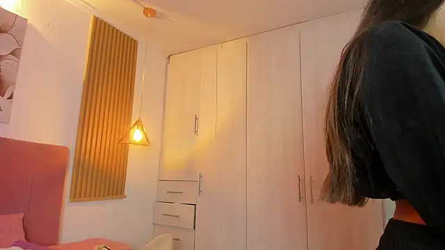 mia nevaeh online show from 09-13-25, 09:14