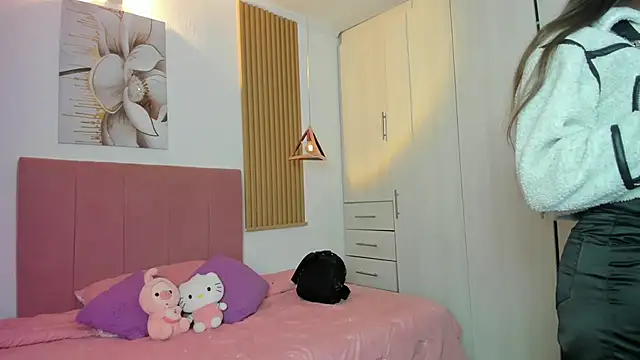 mia nevaeh online show from 09-16-25, 08:10