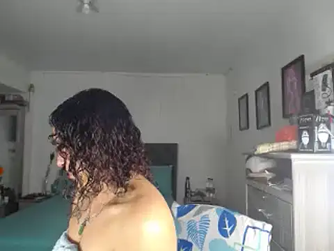 Corina hot online show from 12-06-24, 04:36