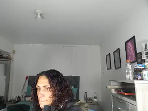 Corina hot online show from 01-04-25, 01:31