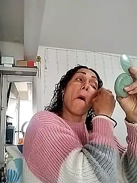 Corina hot online show from 01-27-25, 07:13