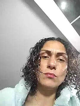 Corina hot online show from 03-20-25, 09:13