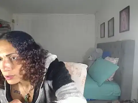 Corina hot online show from 03-22-25, 11:31