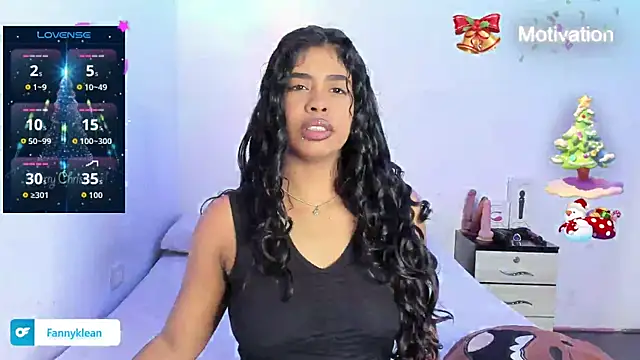 Snapshot of Fanny_Klean chatting on 12-04-25, 04:44 Fanny Klean online show from 12-04-25, 04:44