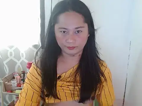 Sweet amberxyz18 online show from 04-27-26, 05:27