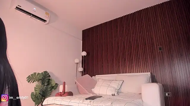 molly cams8 online show from 05-01-26, 02:49