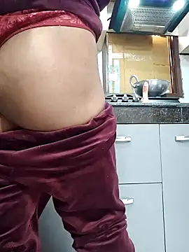 Snapshot of Manpreet_kaur21 chatting on 12-03-24, 08:05 Manpreet kaur21 online show from 12-03-24, 08:05