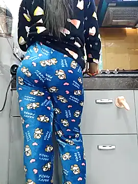 Manpreet kaur21 online show from 12-14-24, 07:29