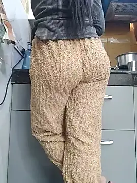 Snapshot of Manpreet_kaur21 chatting on 01-13-25, 07:32 Manpreet kaur21 online show from 01-13-25, 07:32