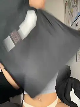 Snapshot of KimiAqua chatting on 03-14-25, 10:50 KimiAqua online show from 03-14-25, 10:50