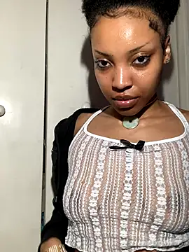 Snapshot of KimiAqua chatting on 10-26-25, 05:19 KimiAqua online show from 10-26-25, 05:19