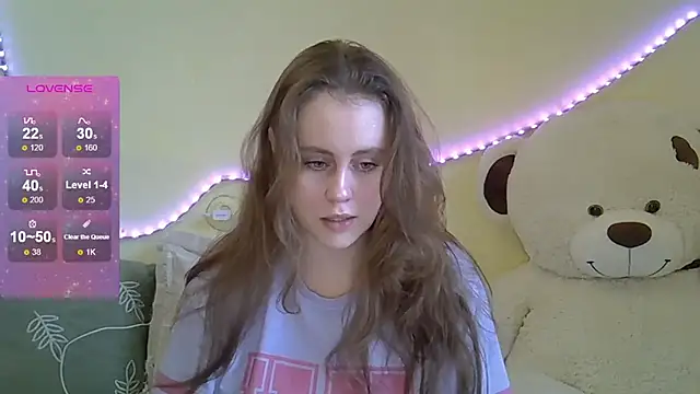 Snapshot of Sellya_Houston chatting on 02-07-25, 01:32 Sellya Houston online show from 02-07-25, 01:32