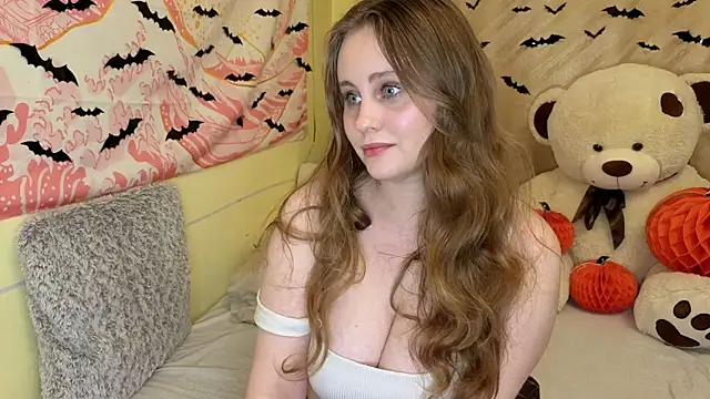 Snapshot of Sellya_Houston chatting on 10-21-25, 08:20 Sellya Houston online show from 10-21-25, 08:20