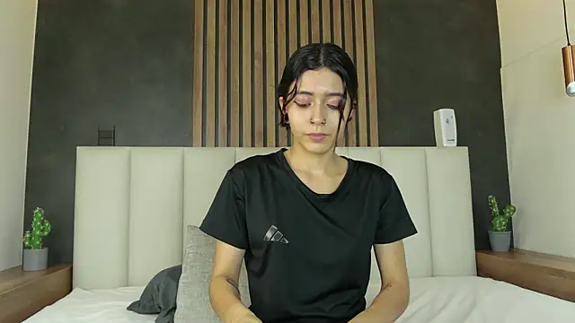 Snapshot of AmyPalmmer chatting on 03-13-25, 06:23 AmyPalmmer online show from 03-13-25, 06:23