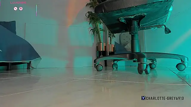 charlotte  grey online show from 12-16-25, 08:25