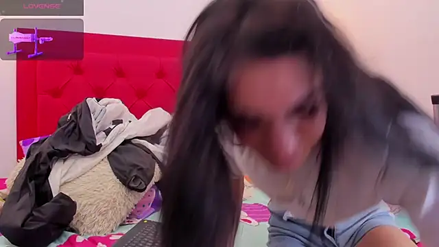 Mia thompson 19 online show from 02-21-25, 11:10