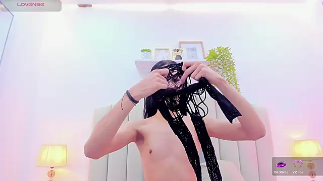 Mia thompson 19 online show from 09-25-25, 08:01