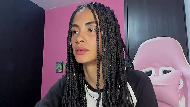 Juanadearco5 online show from 12-11-24, 12:12