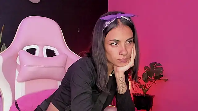 Juanadearco5 online show from 02-03-25, 09:07