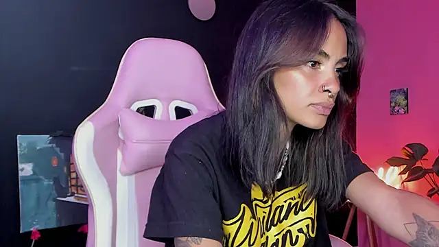 Juanadearco5 online show from 02-08-25, 08:42