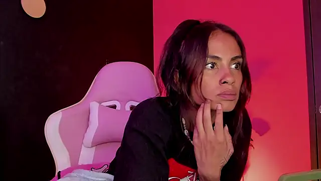 Juanadearco5 online show from 03-04-25, 03:48