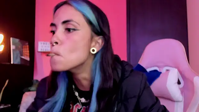 Juanadearco5 online show from 09-23-25, 08:56