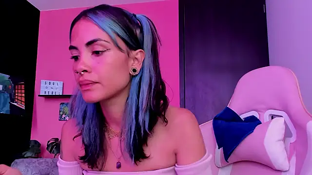 Juanadearco5 online show from 09-24-25, 02:31