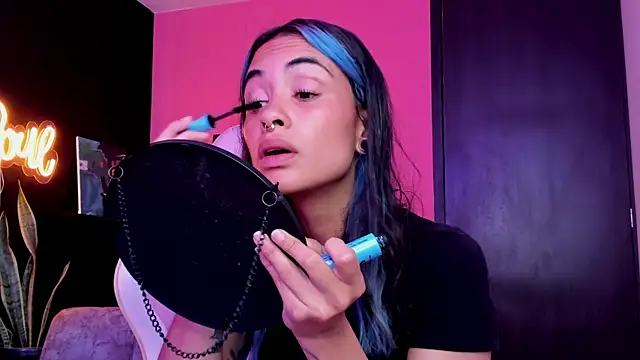 Juanadearco5 online show from 10-09-25, 03:32