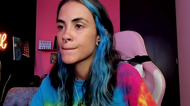 Juanadearco5 online show from 10-18-25, 07:14